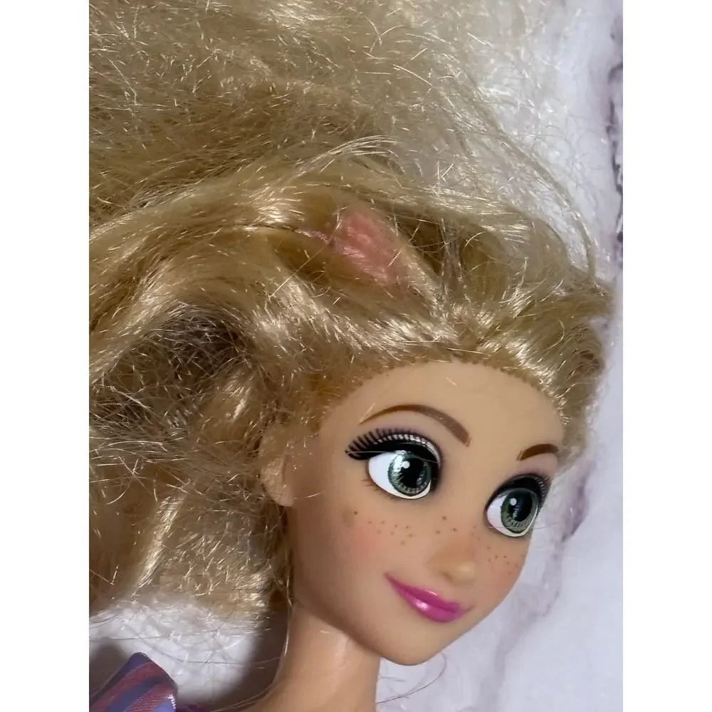 Tangled Rapunzel Disney Store London Exclusive Articulated Arms Doll Figure 11”